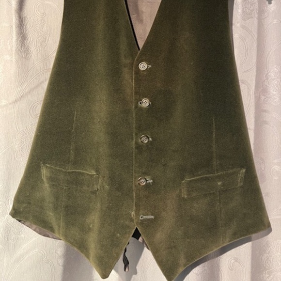 Holt Renfrew Olive vest - Picture 2 of 3